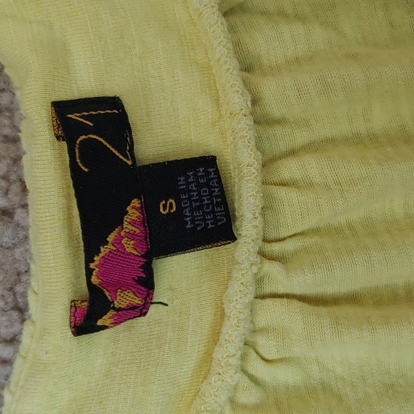 Tank top - Picture 3 of 4